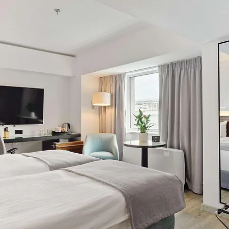 Hotel Unirii Square - Handwritten Collection 4*