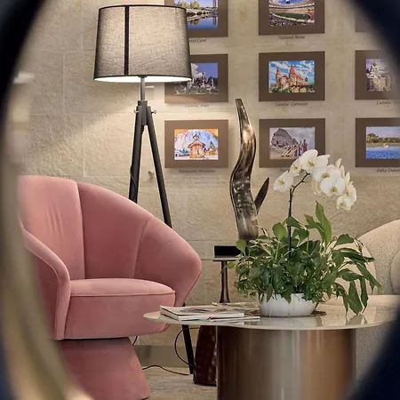 Unirii Square - Handwritten Collection 4* Bukareszt