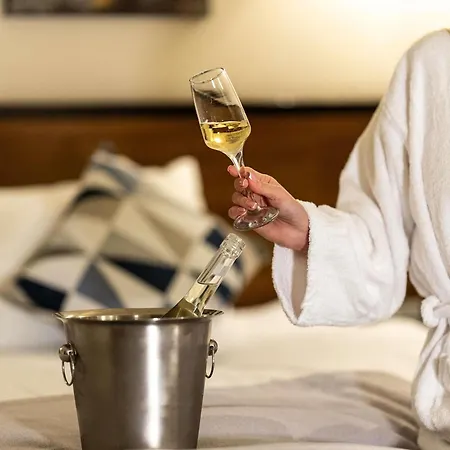 Unirii Square - Handwritten Collection 4* Bukareszt