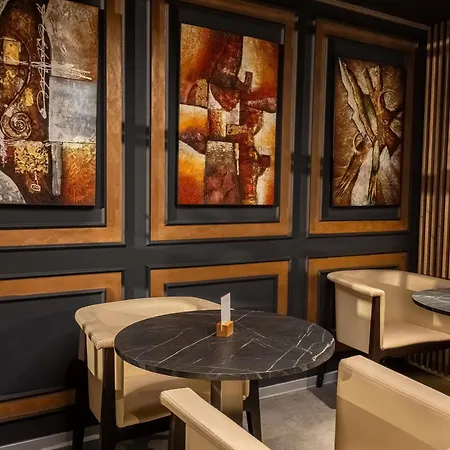 Unirii Square - Handwritten Collection فندق