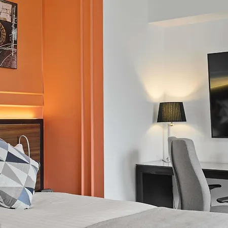 Hotel Unirii Square - Handwritten Collection 4*