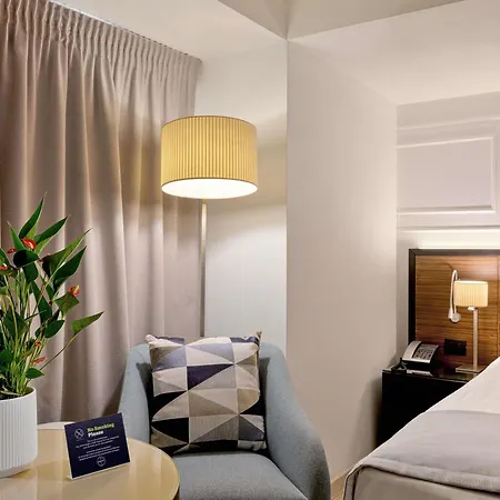 Unirii Square - Handwritten Collection