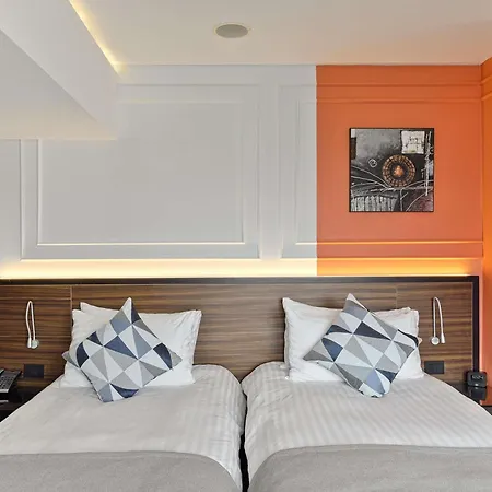 Unirii Square - Handwritten Collection Hotel Bukarest