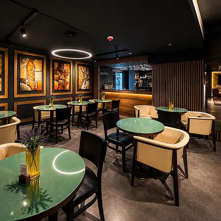 Handwritten Collection-bucharest Unirii Square Hotel 4*