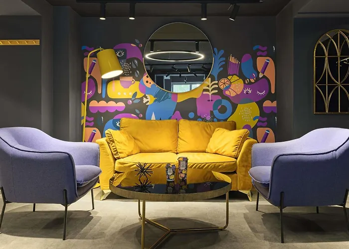 Unirii Square - Handwritten Collection 布加勒斯特