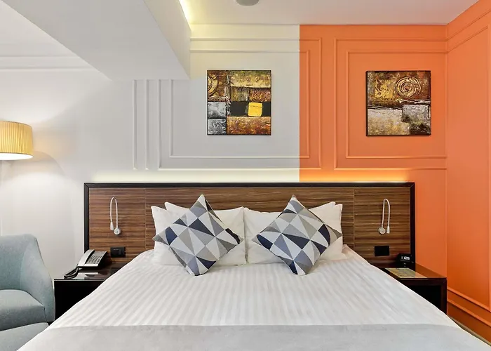 Unirii Square - Handwritten Collection Hotell 4*