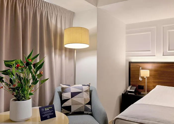 Unirii Square - Handwritten Collection